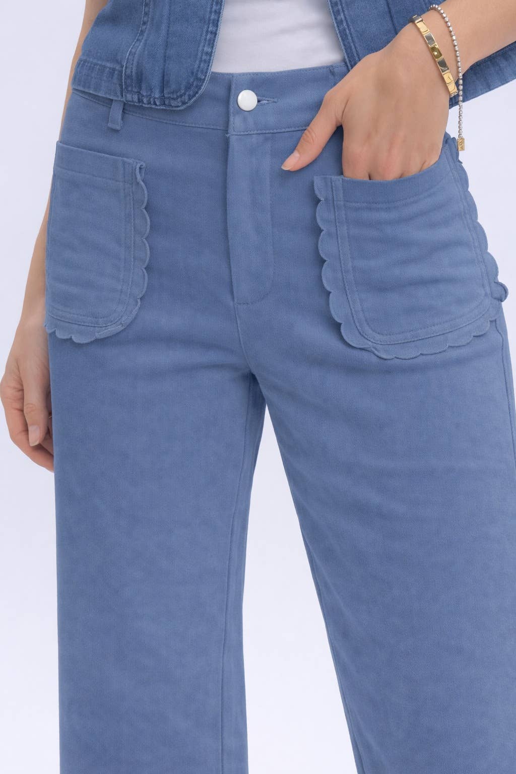 Scalloped Pocket Stretch Cotton Pant