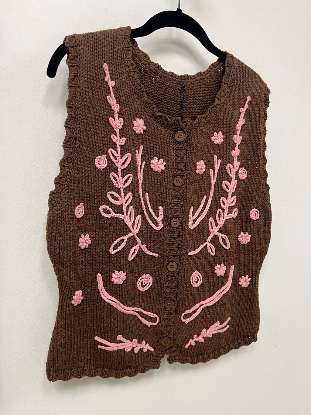 SWEATER VEST - Brown Pink Vines