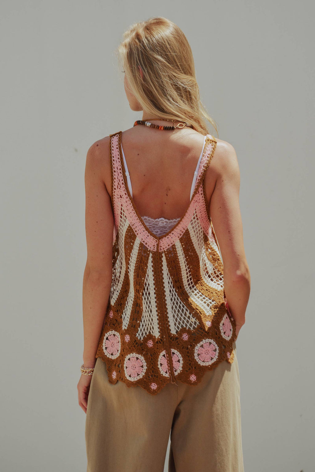 Urban Daizy - Floral Motif Open-Knit Crochet Tank