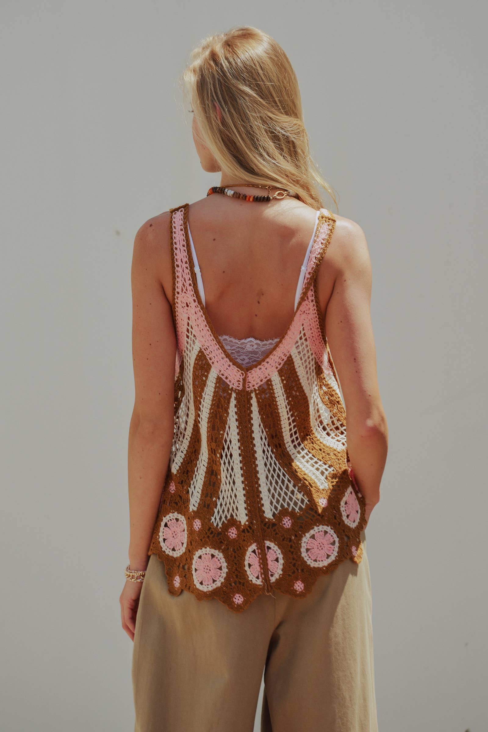 Urban Daizy - Floral Motif Open-Knit Crochet Tank
