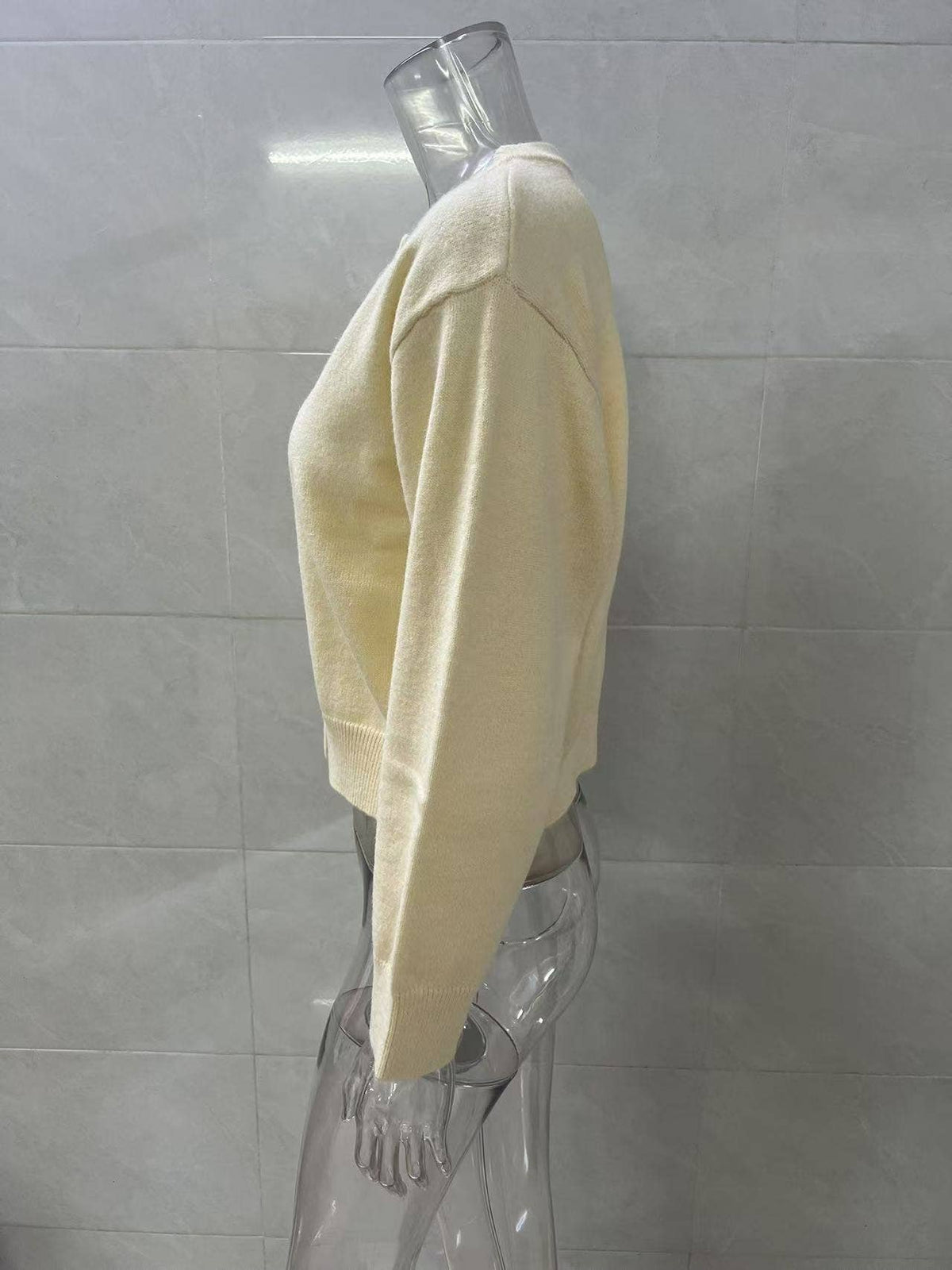LONG SLEEVED SINGLE BREASTED BUTTER YELLOW CARDIGAN