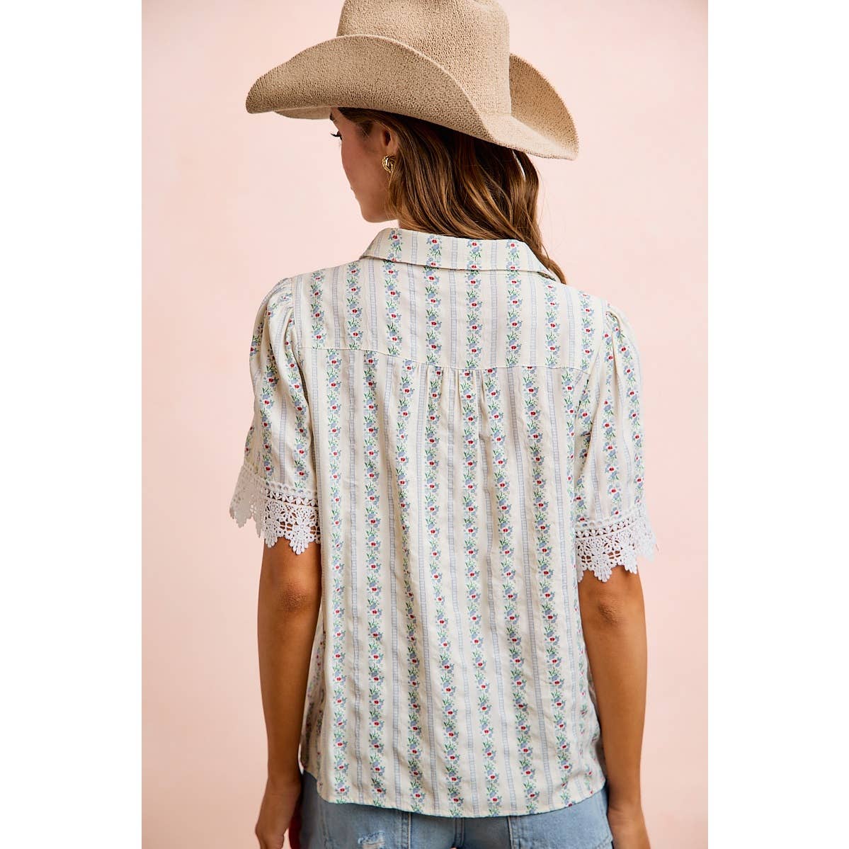 FLORAL WITH CRINKLE RAYON LACE TRIM COLLARED TOP