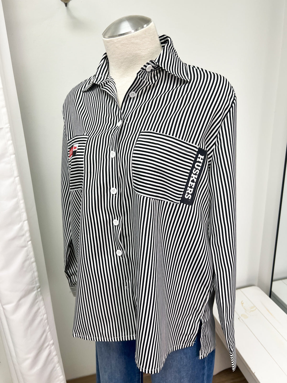 'Go Big Red' Black Striped Button-Down - Size Large