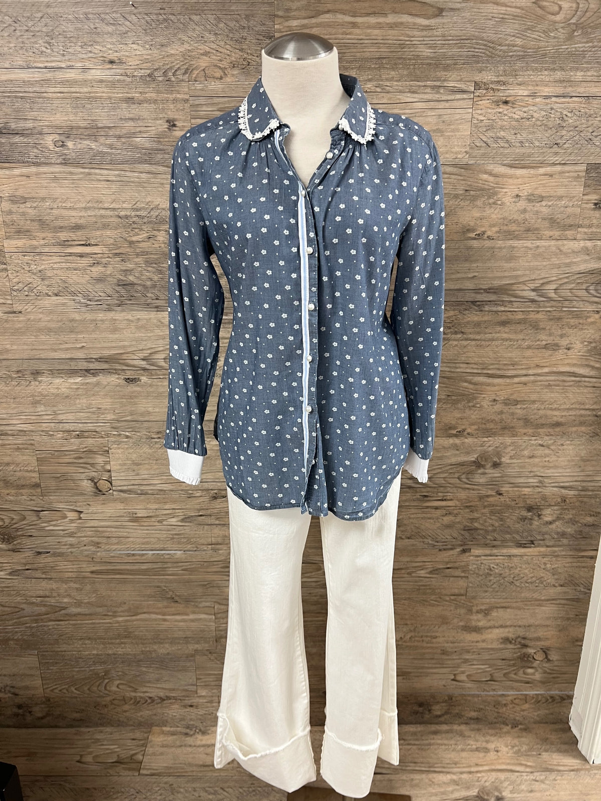 Blue Prairie Blouse Embellished by Trish Size X-Small